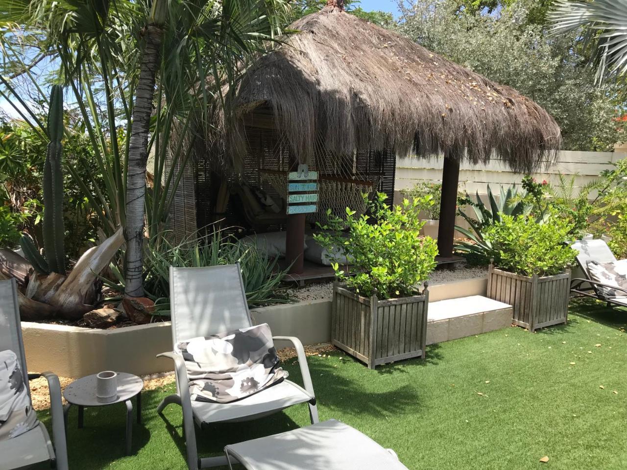 Bananas Apartments Adults Only Palm Beach Eksteriør bilde